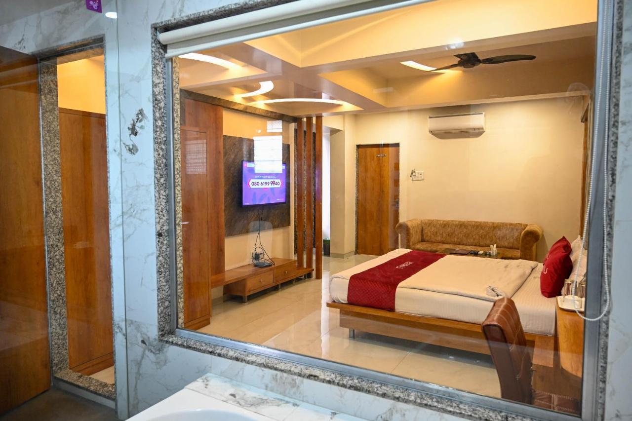 Hotel Adiraj Residency Navi Mumbai Zewnętrze zdjęcie