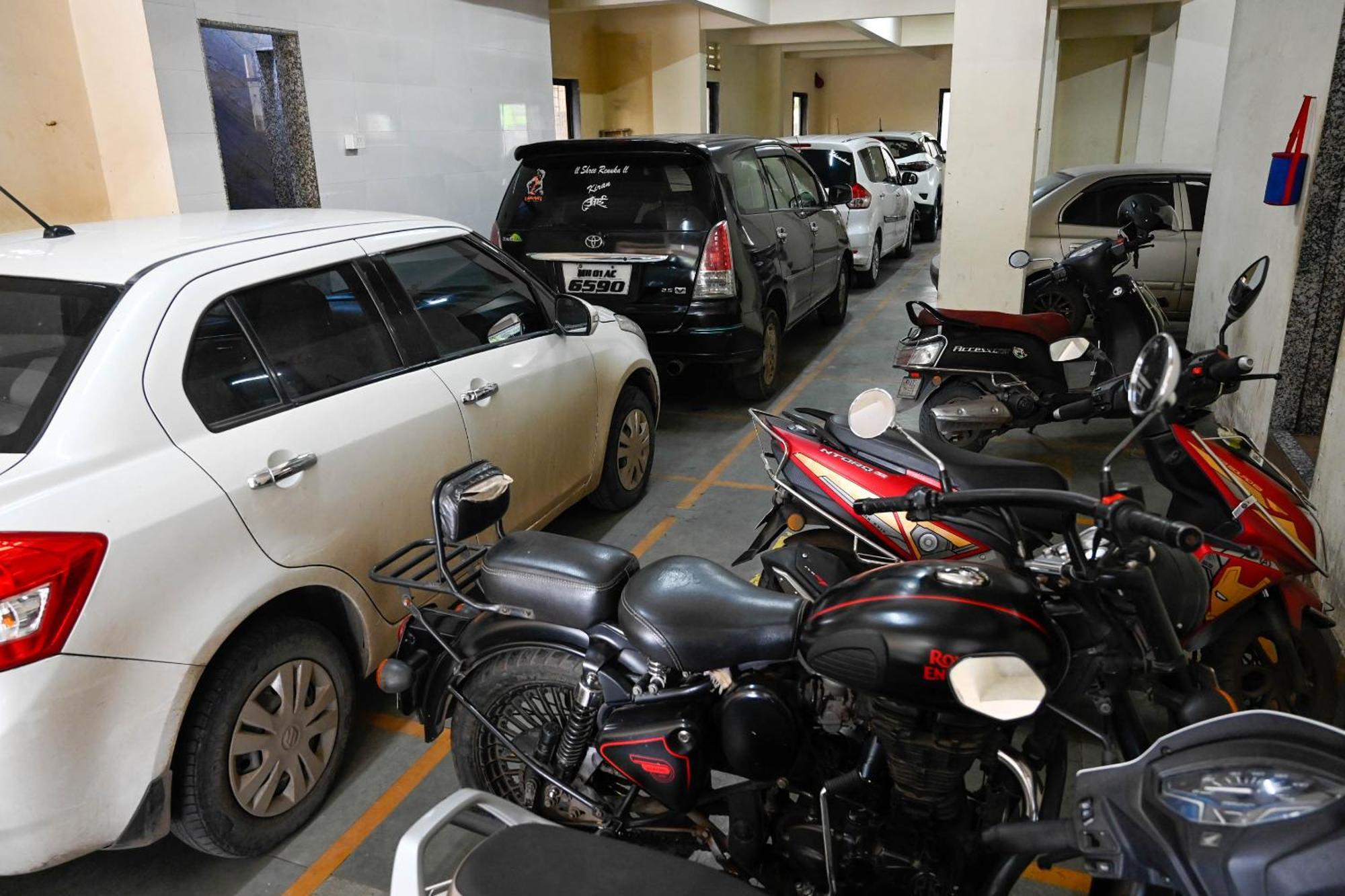 Hotel Adiraj Residency Navi Mumbai Zewnętrze zdjęcie