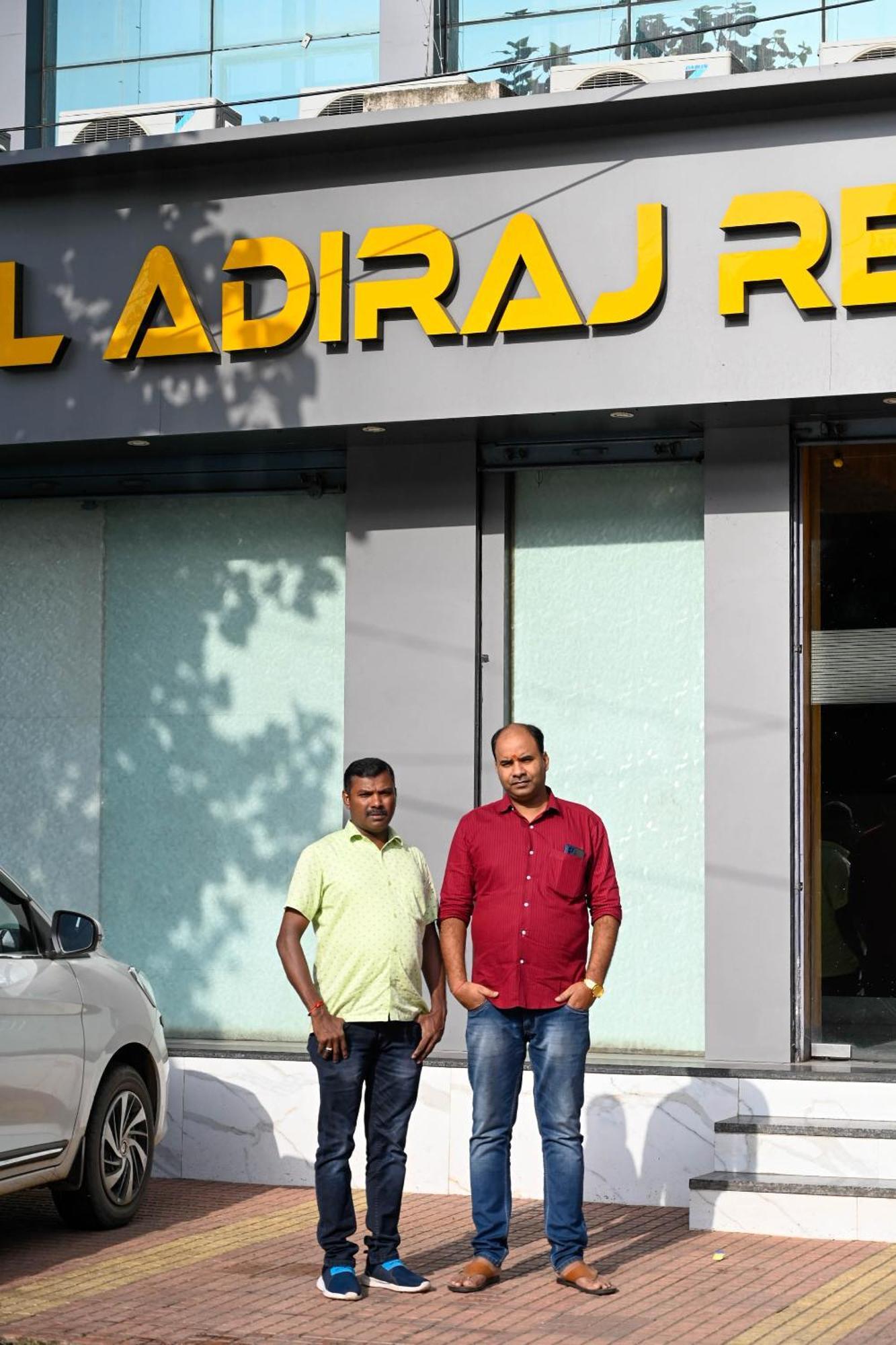 Hotel Adiraj Residency Navi Mumbai Zewnętrze zdjęcie