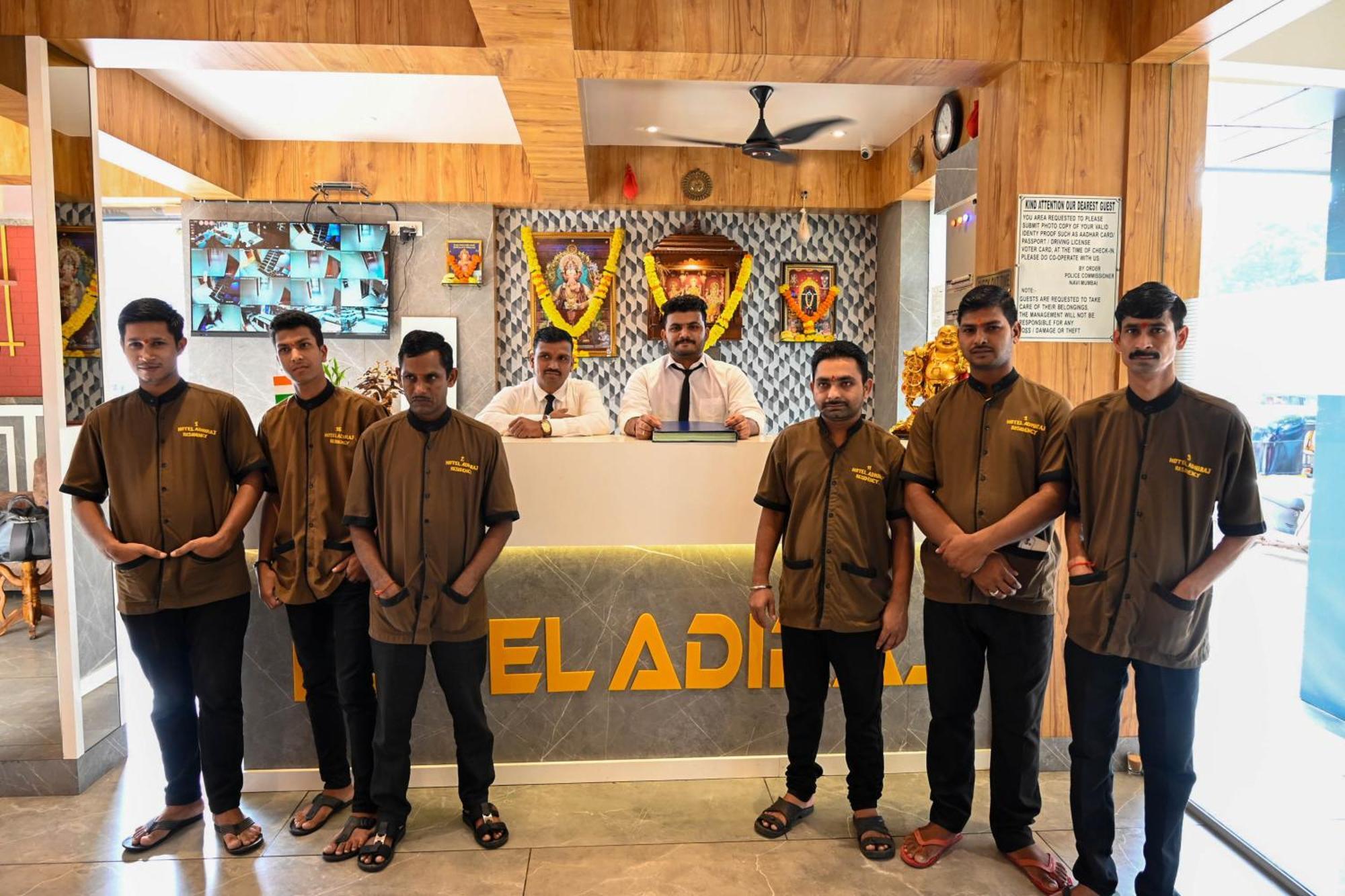 Hotel Adiraj Residency Navi Mumbai Zewnętrze zdjęcie