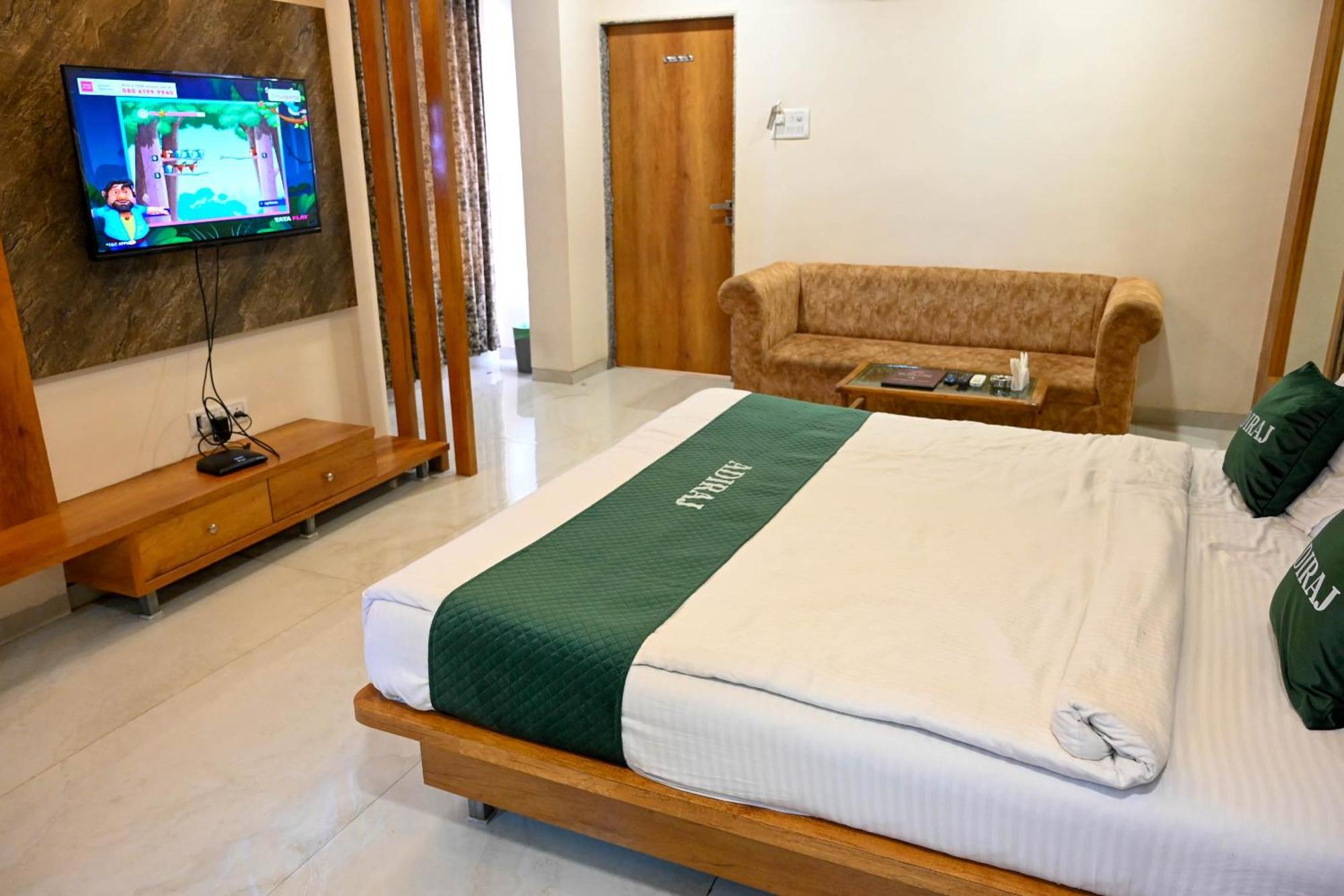 Hotel Adiraj Residency Navi Mumbai Zewnętrze zdjęcie