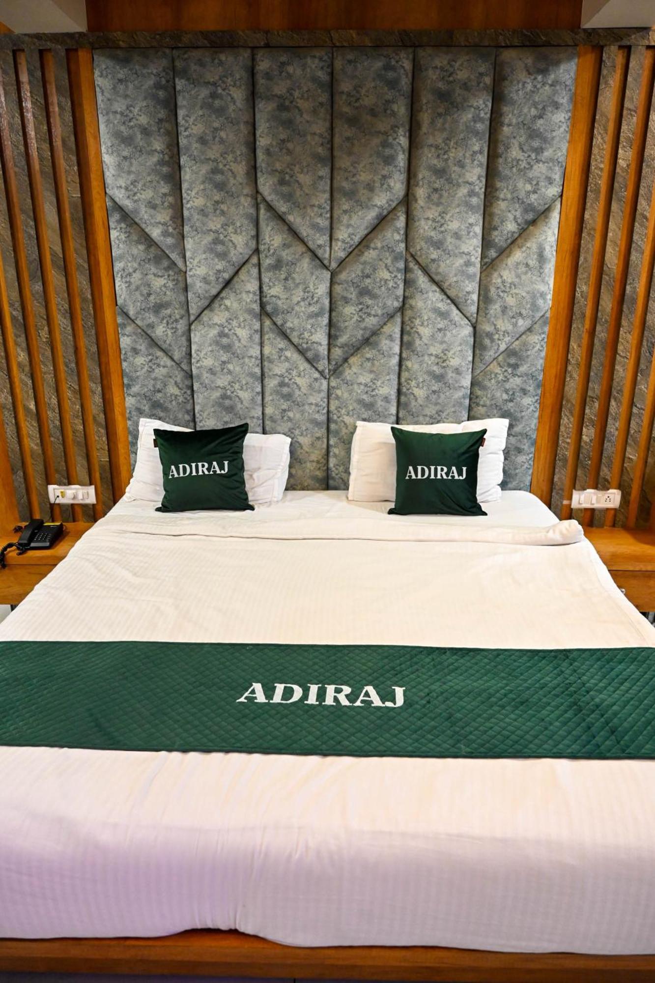 Hotel Adiraj Residency Navi Mumbai Zewnętrze zdjęcie