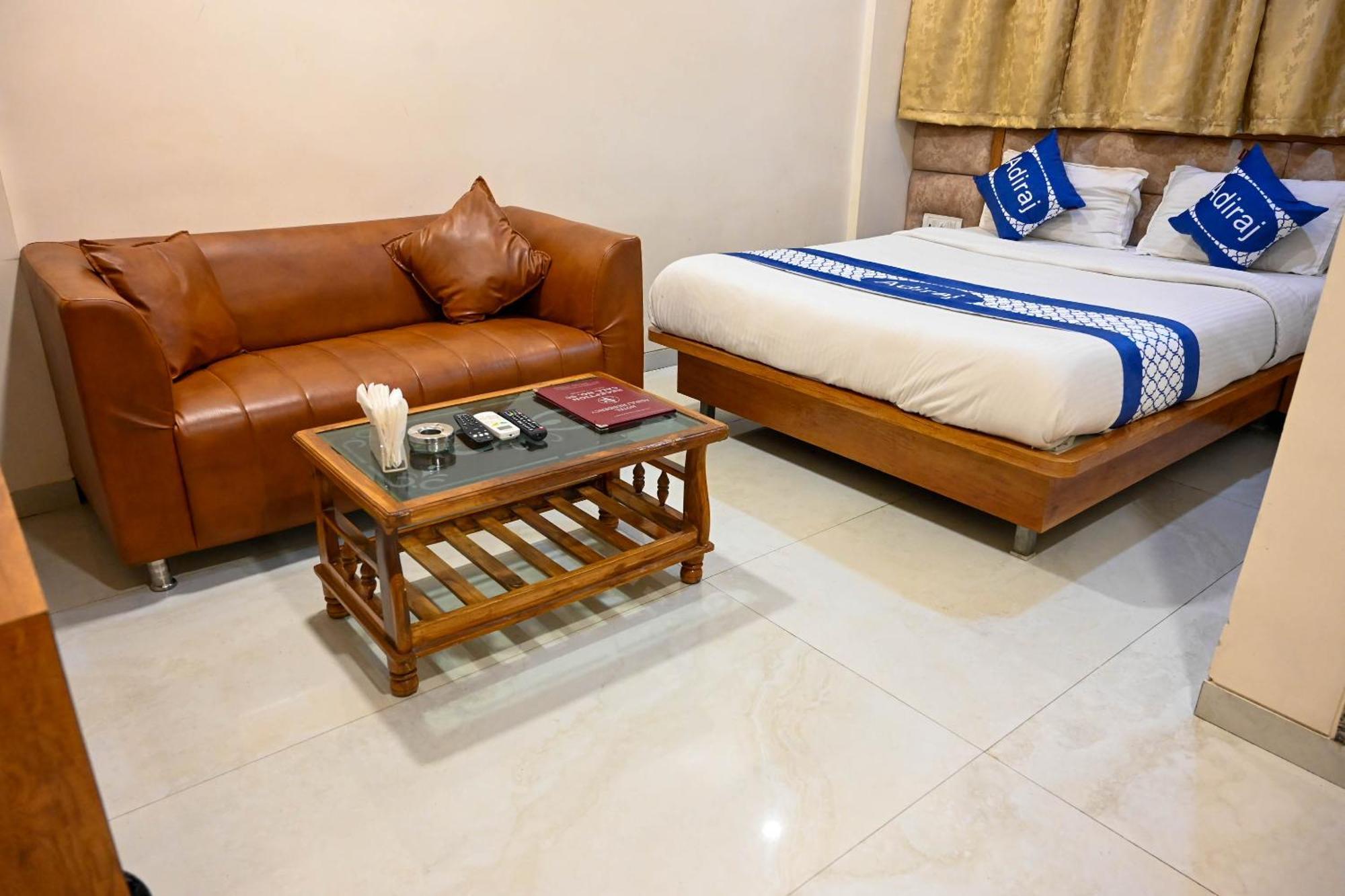 Hotel Adiraj Residency Navi Mumbai Zewnętrze zdjęcie
